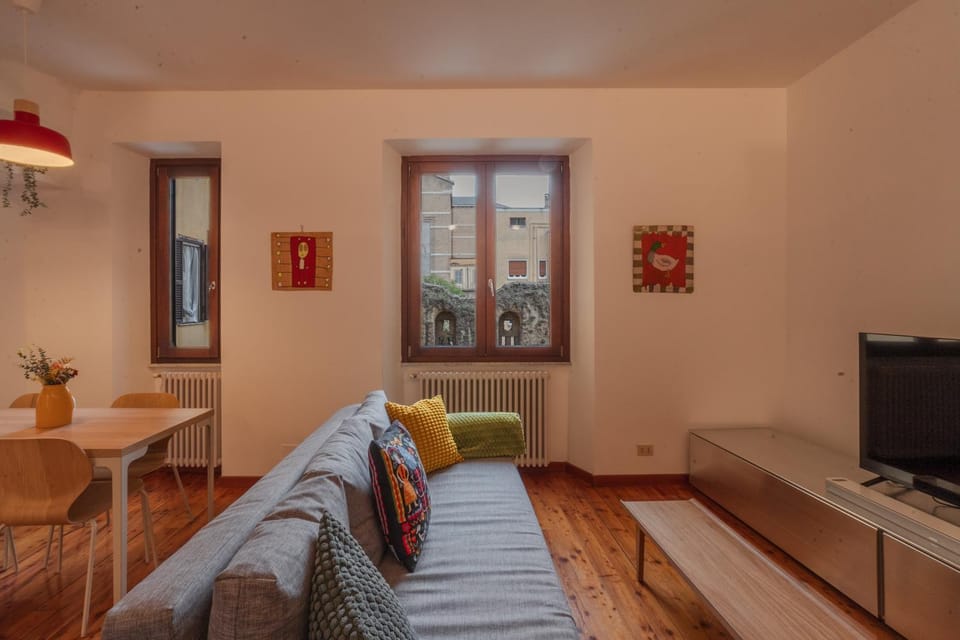 Casa Verde - Boutique Apartment with Historic View Apartment in Rome