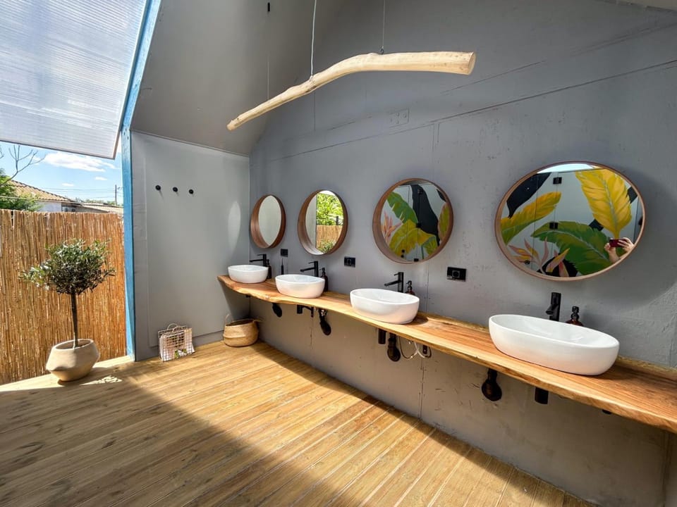 Toilet, Bathroom