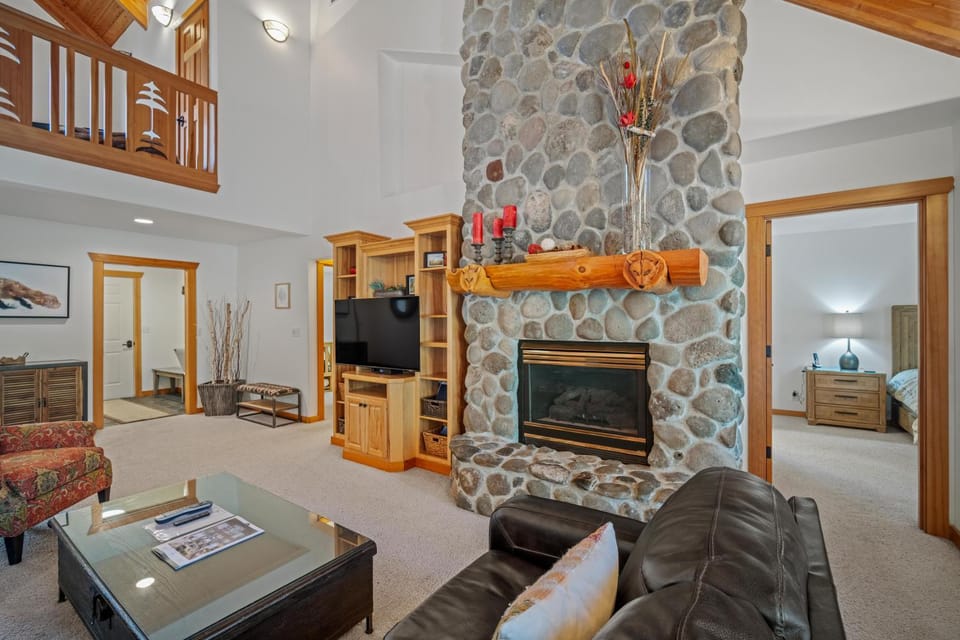 12 White Alder Lane House in Sunriver