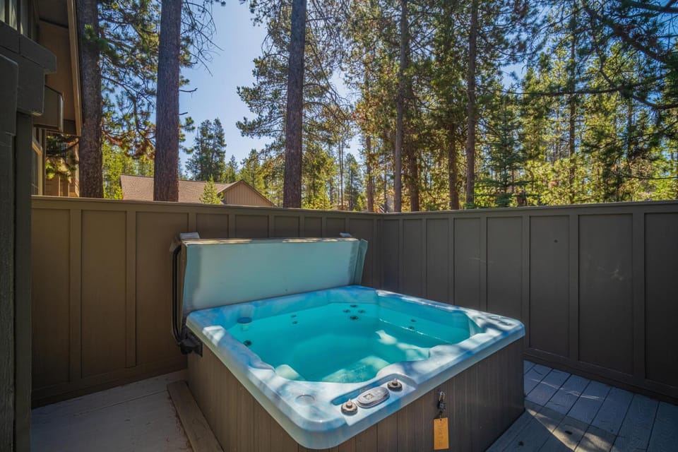 12 White Alder Lane House in Sunriver