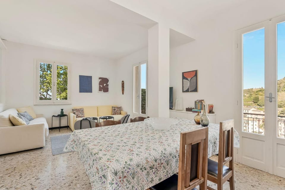 StairwayToHeaven-Riomaggiore-Seaview-FreeParking Apartment in Riomaggiore