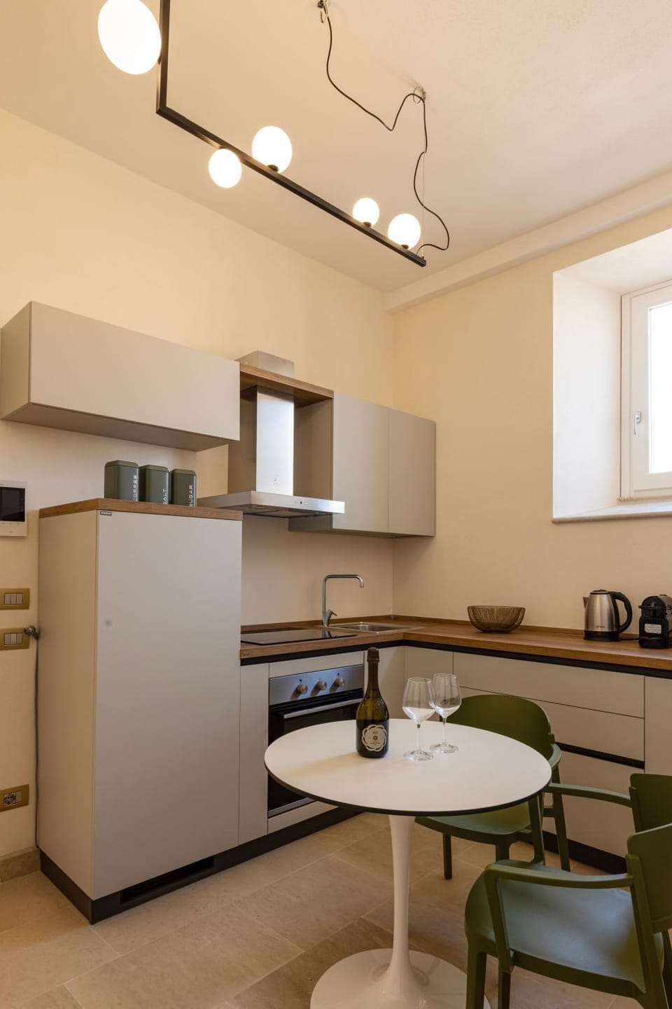 Kitchen or kitchenette, kitchen