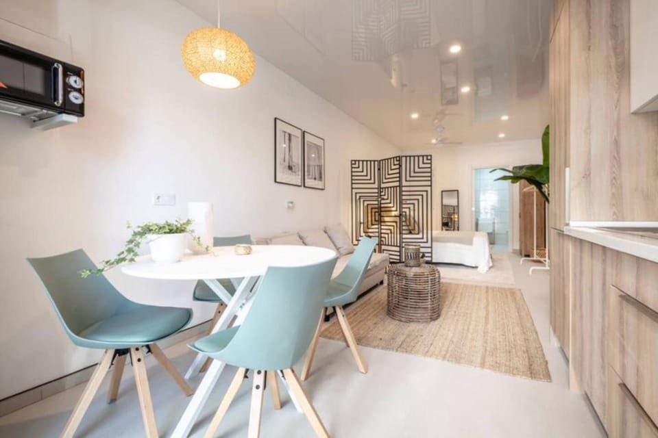 Kitchen or kitchenette, Living room, Dining area
