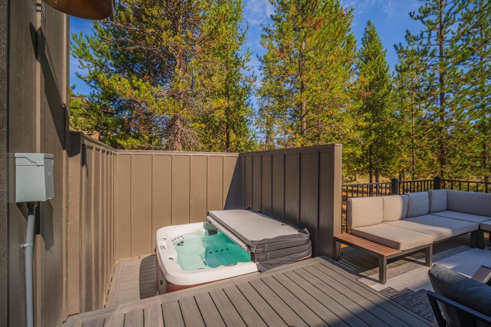 14 Dutchman Lane House in Sunriver
