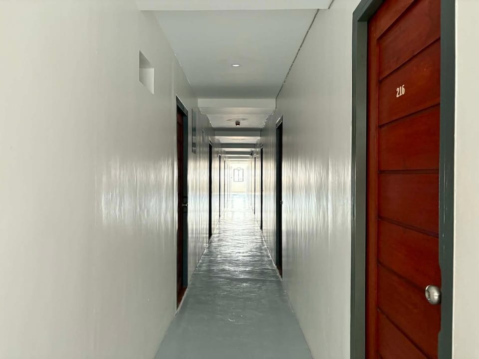 Calatagan Transient Rooms for 5 min drive to floating cottage ports Motel in Calabarzon