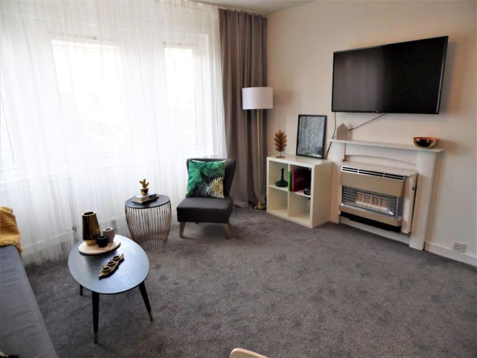 Trident Apartment Apartment in Paisley