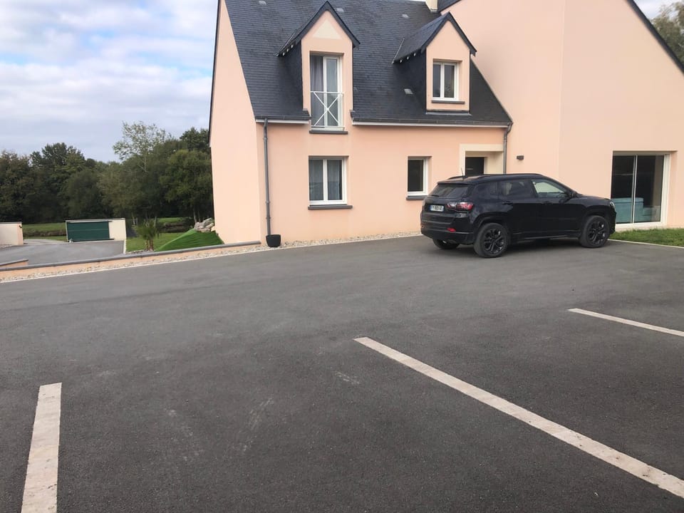 Chambre événement circuit des 24h du Mans Vacation rental in Pays de la Loire
