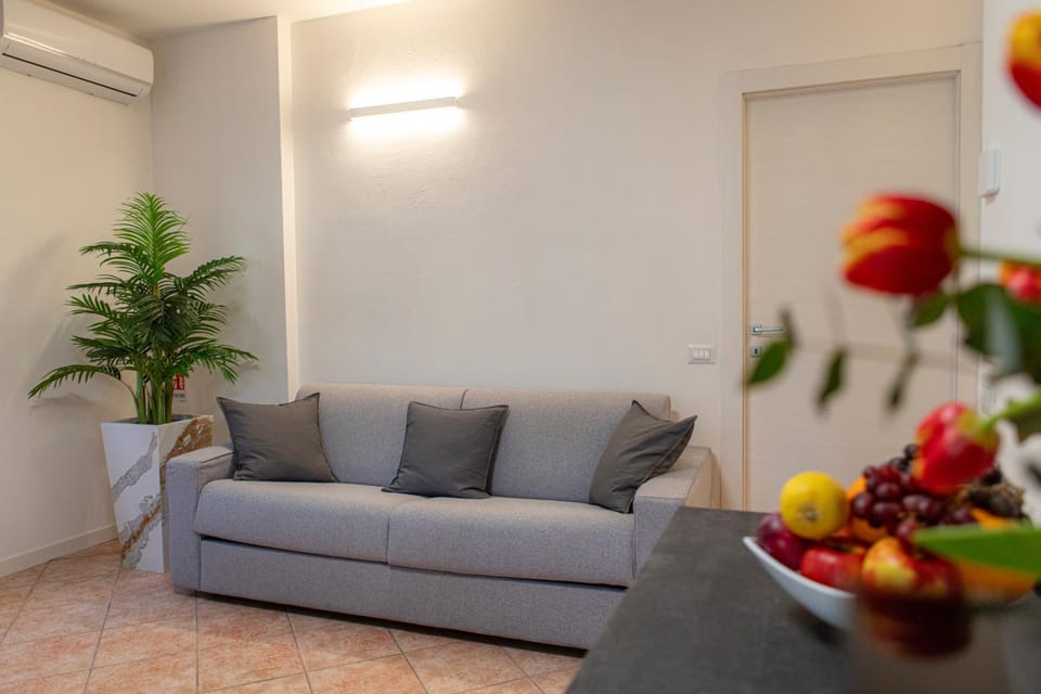 Living room, Seating area, air conditioner