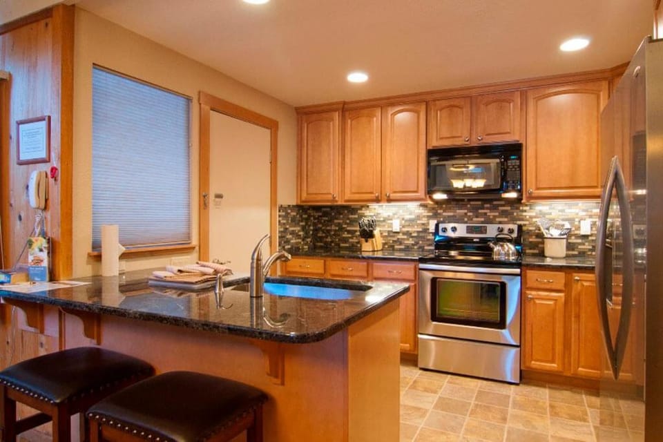 13 Tennis Village Apartment in Sunriver