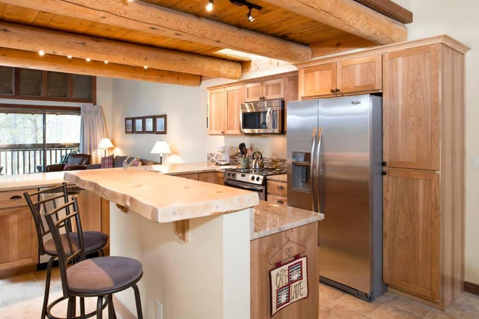 13 Wildflower Apartment in Sunriver