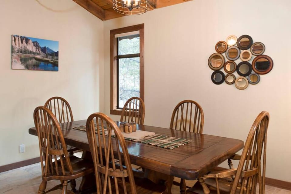 13 Wildflower Apartment in Sunriver