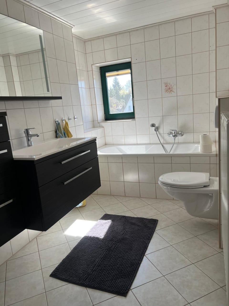 Bathroom, Bath