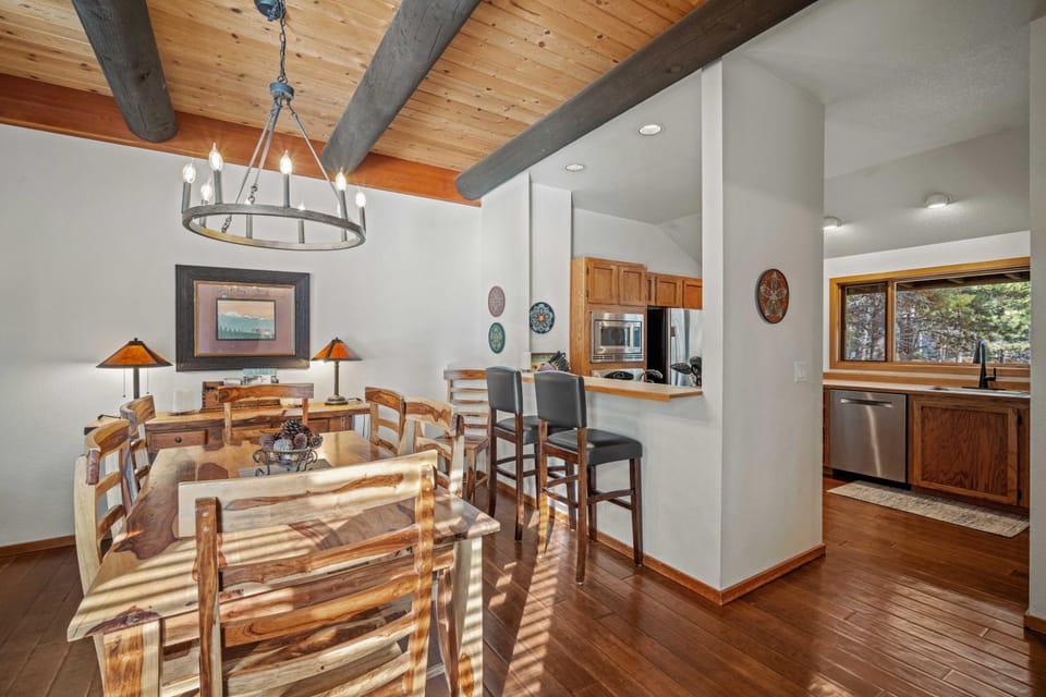 61 Wildflower Apartment in Sunriver