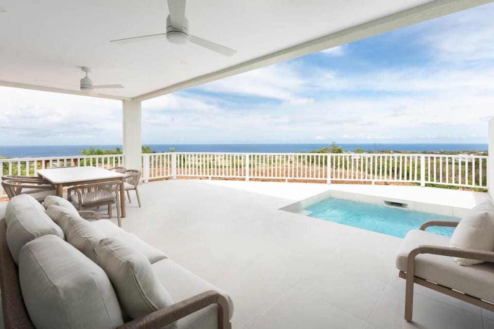 Golf Retreat Near Apes Hill & Royal Westmoreland House in Saint James