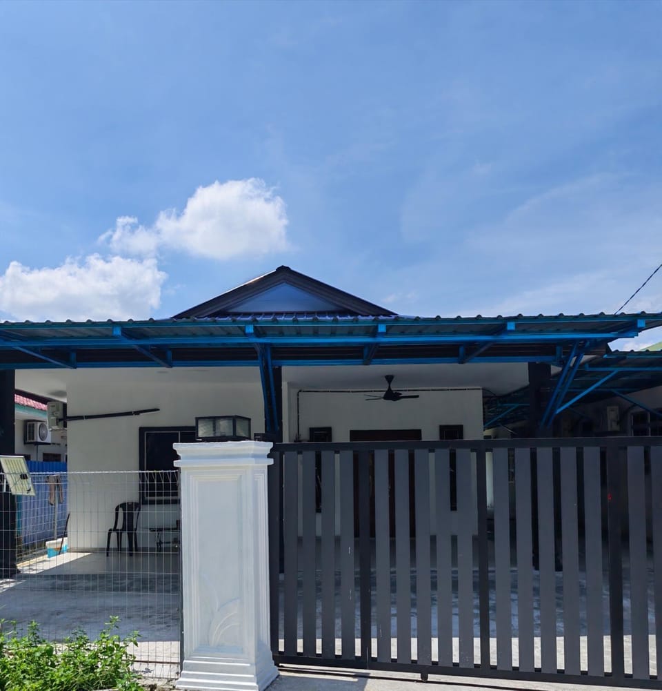 Homestay Ayong House in Johor