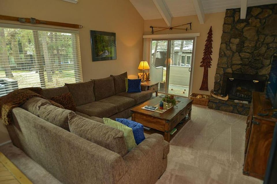 63 Tennis Village Apartment in Sunriver