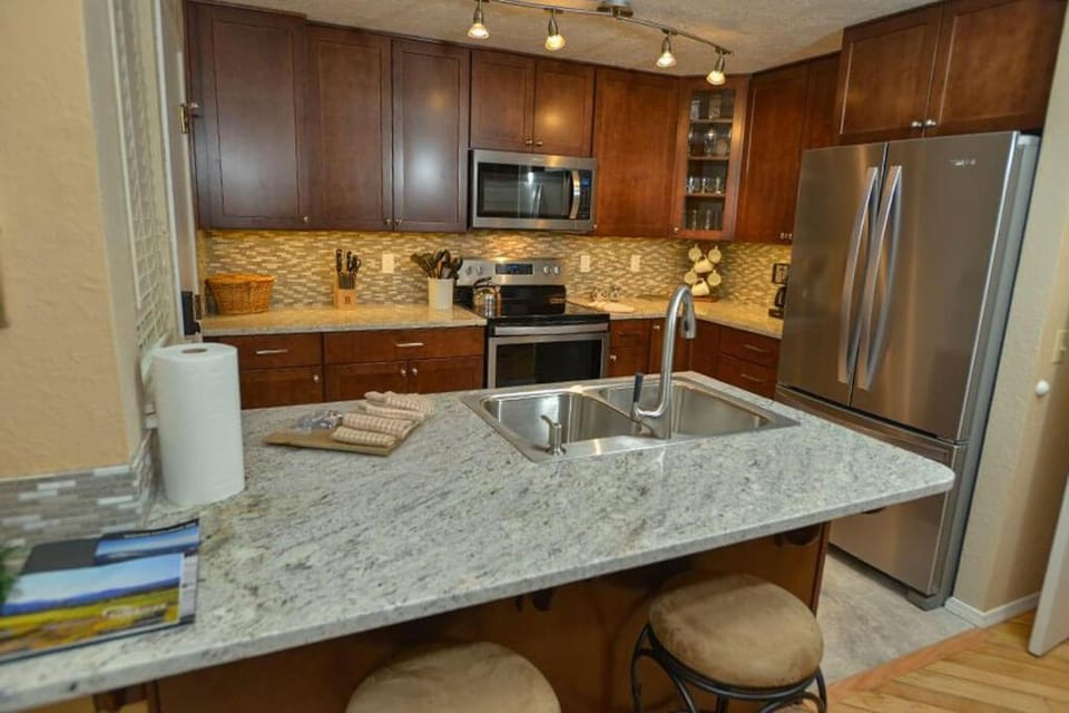 63 Tennis Village Apartment in Sunriver