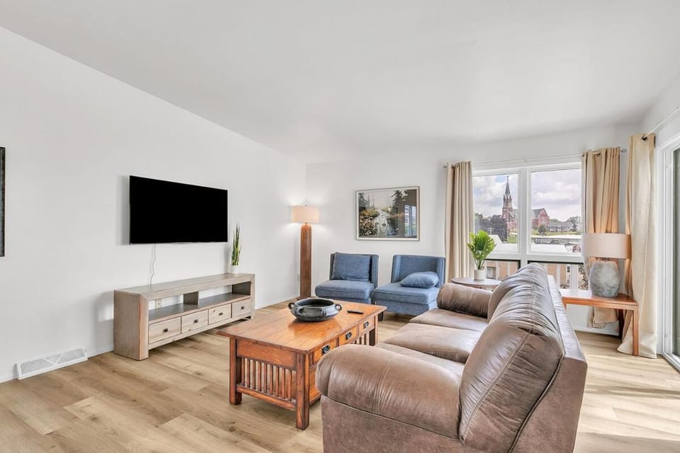 River's Edge Condominiums Unit 4 Apartment in Algoma