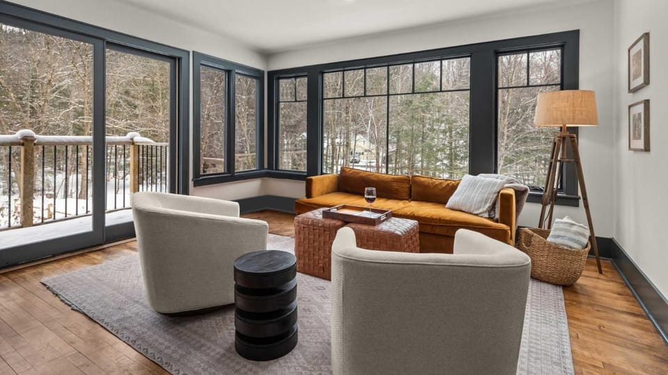 Spacious Mountain Getaway off of Mountain Rd House in Stowe Fork