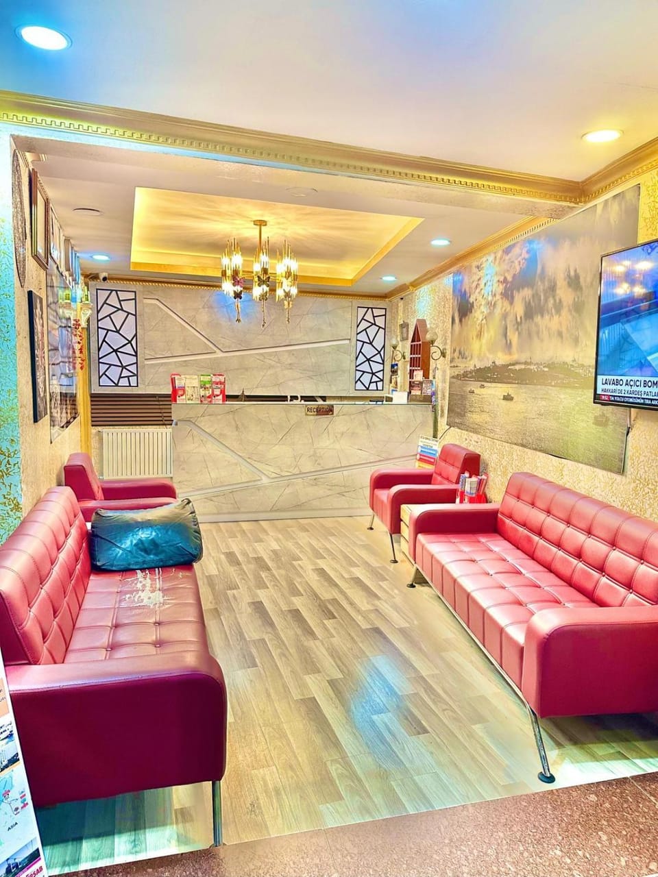 Communal lounge/ TV room, TV and multimedia, Lobby or reception, Seating area