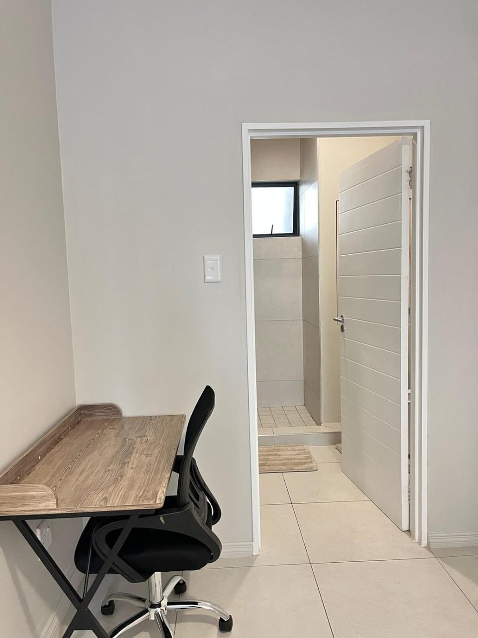 Charisia Prime 1-Bed- Ensuit Executive Stay Apartment in Gauteng