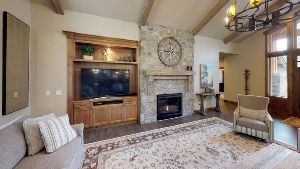 56629 Sunstone Loop House in Oregon