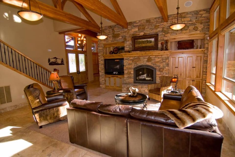 56640 Sunstone Loop House in Oregon