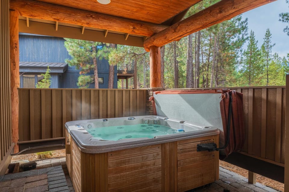 56658 Sunstone Loop House in Oregon