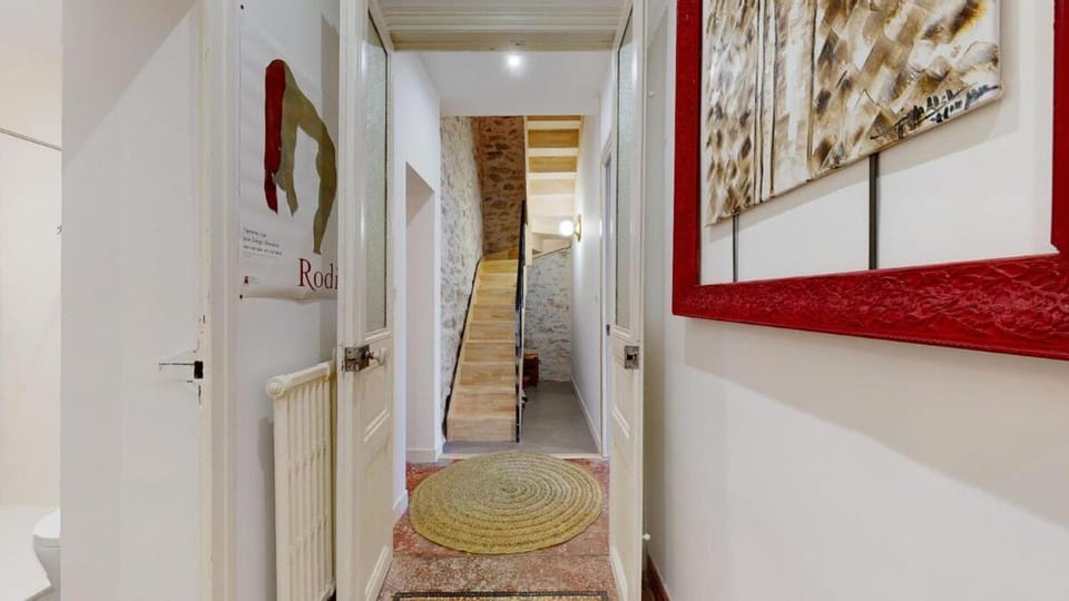Charming residence Downtown Pool & Billiards Villa in Nimes
