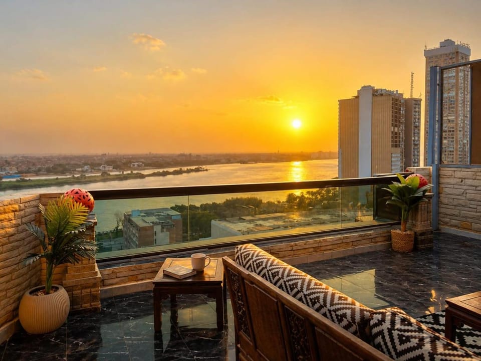3BR peaceful Maddi Nile View Stays Jacuzzi in Some Units Apartment in Cairo Governorate