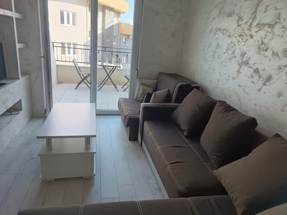 Spacious Studio with Large Terrace Apartment in Budva