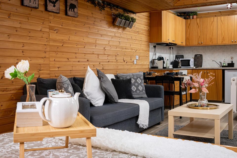 Living room, Bedroom, kitchen