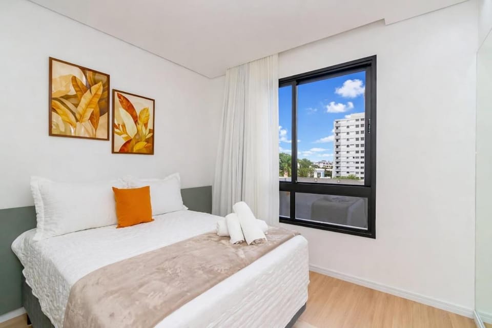 Batel Studio • Rooftop Pool, Jacuzzi & Gym Apartment in Curitiba