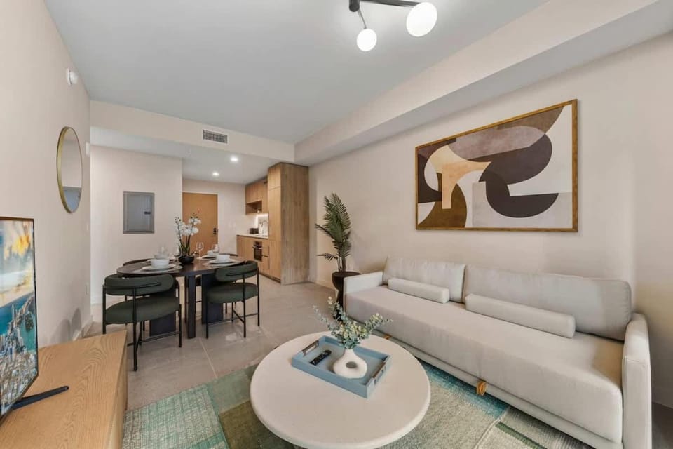 New condo - Sleeps 4 - Miami Worldcenter House in Miami