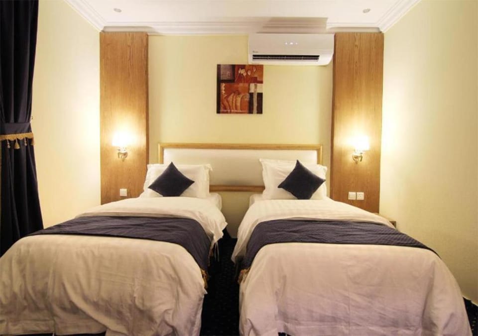 شقق هذا منزلي المخدومة Apartment hotel in Riyadh