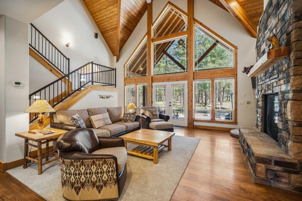 56833 Dancing Rock Loop House in Oregon