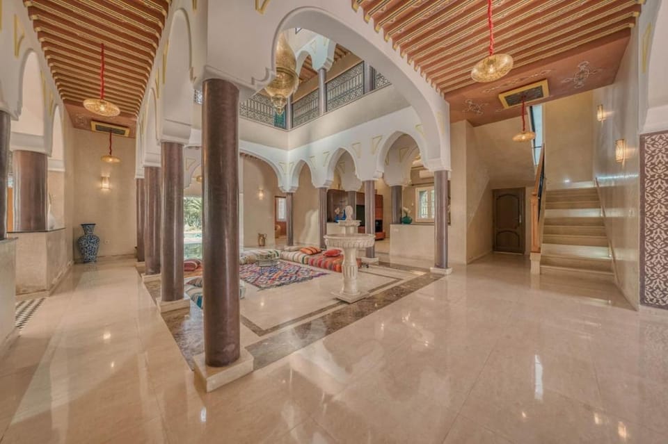 Villa Luxe et Elégance - Piscine chauffée et Hammam Villa in Marrakesh-Safi