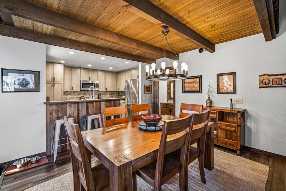 59 Tennis Village Apartment in Sunriver