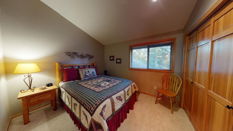 7 Filbert Lane House in Sunriver