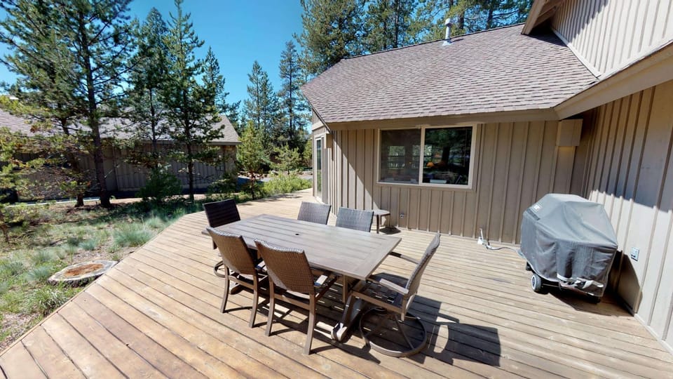 7 Filbert Lane House in Sunriver