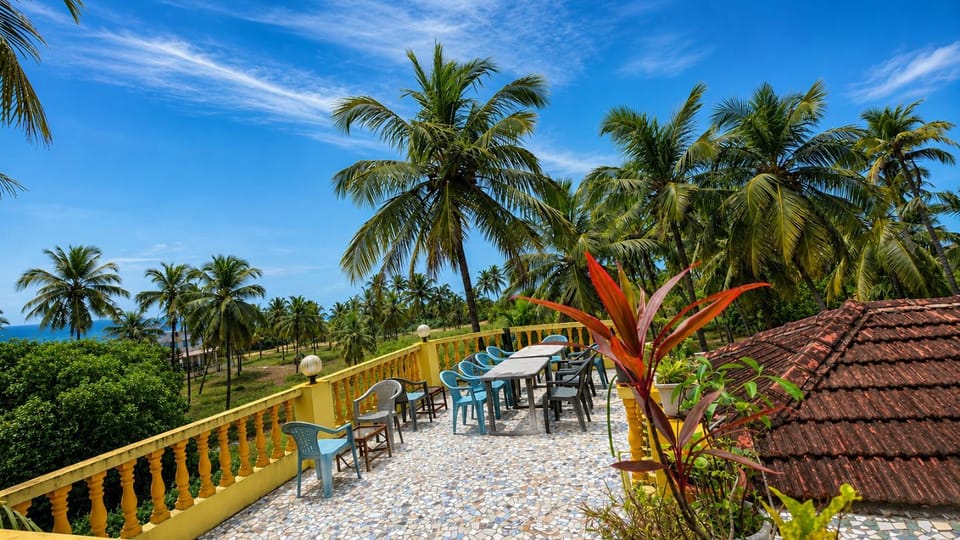 Day, Natural landscape, Garden, View (from property/room), Balcony/Terrace, Garden view, Sea view
