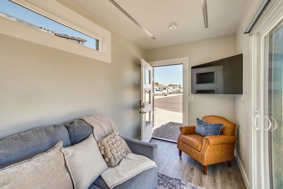 Easy Trail Access! Container Retreat in Cedar City House in Cedar City