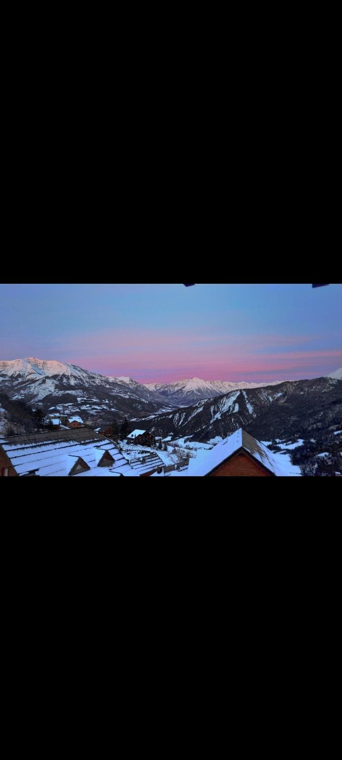 Natural landscape, Bird's eye view, Balcony/Terrace, Mountain view, Sunrise, Sunset