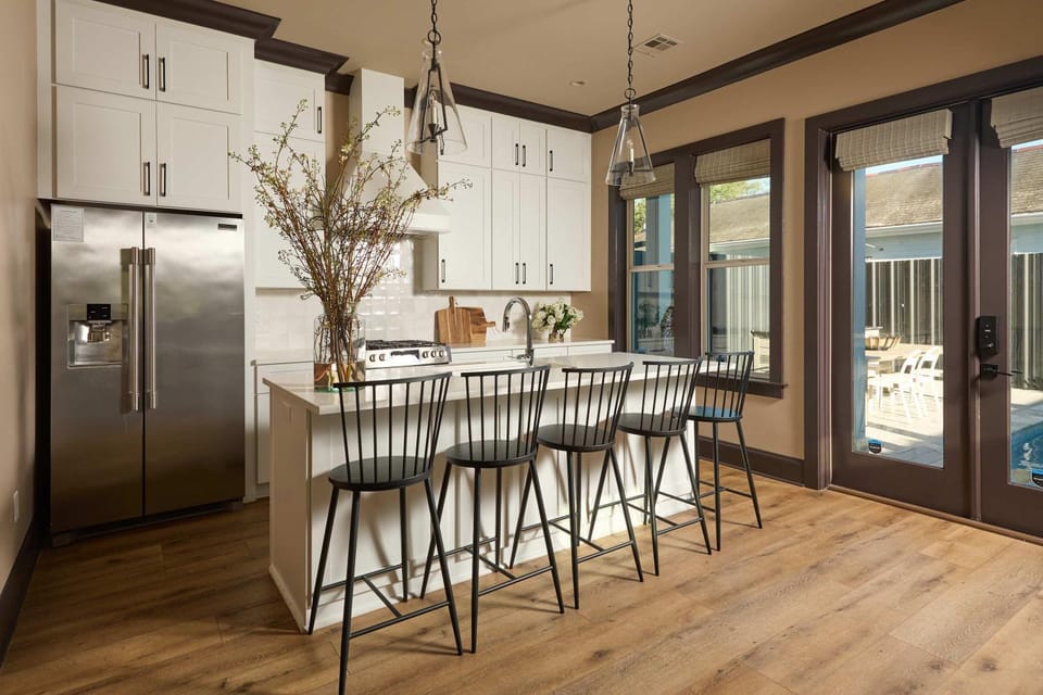Chic Marigny Home with Heated Pool House in Ninth Ward