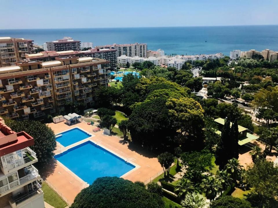 Property building, Off site, Swimming pool