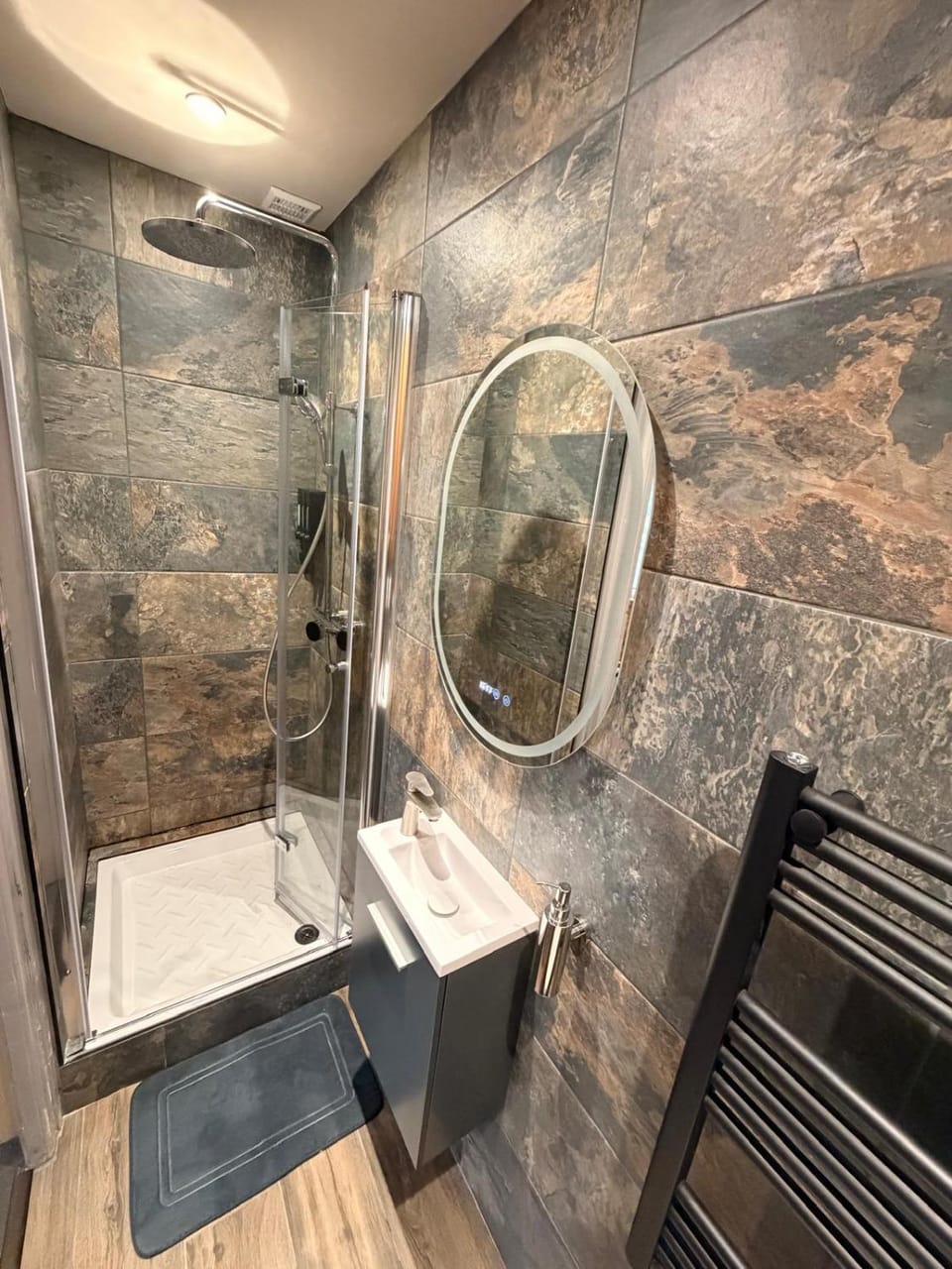 STUDIO PORT THONON-LES-BAINS EMBARCADÈRE-CGN FUNICULAIRe Apartment in Thonon-les-Bains