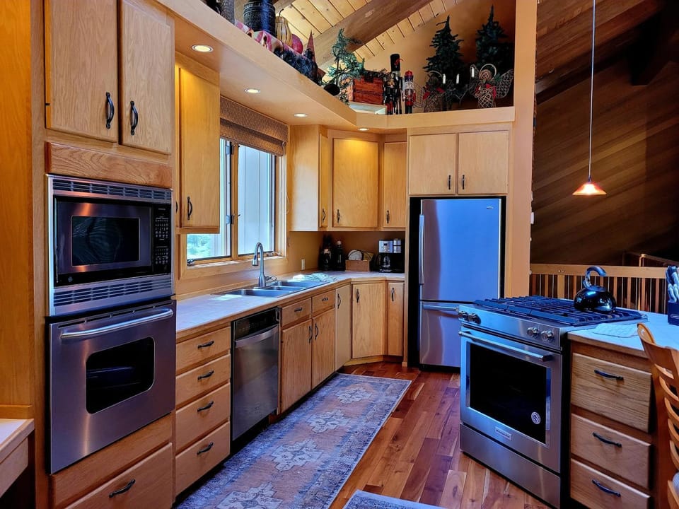6 Colonial Lane House in Sunriver