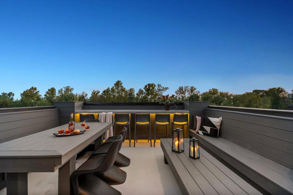 Bywater Retreat with Heated Pool and Roof Deck House in Ninth Ward