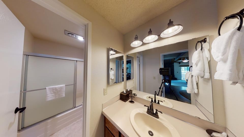 17 Tennis Apartment in Sunriver