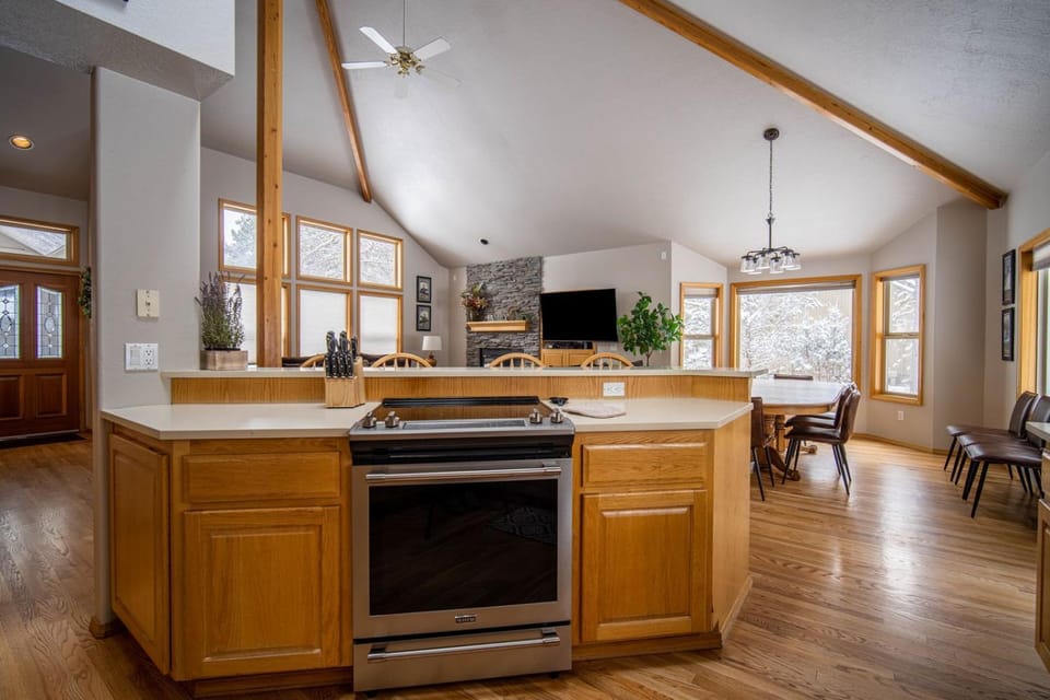 5 Cypress Lane House in Sunriver